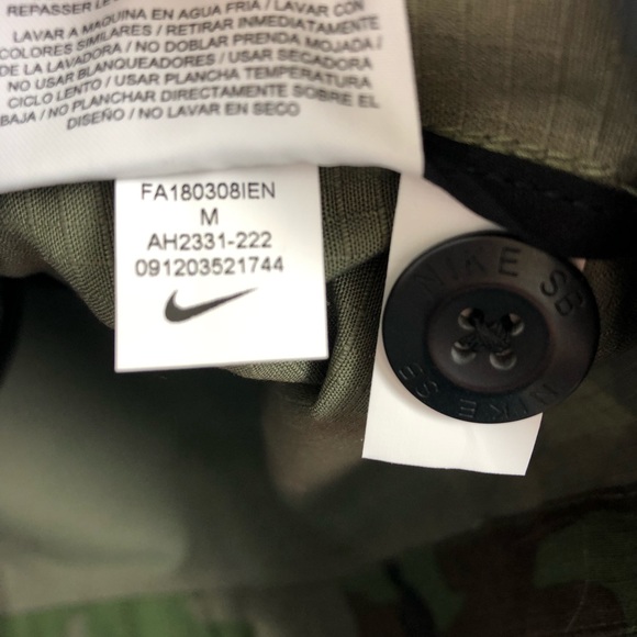 Nike SB Flex Camo Jacket Size Medium NWT - Picture 8 of 8